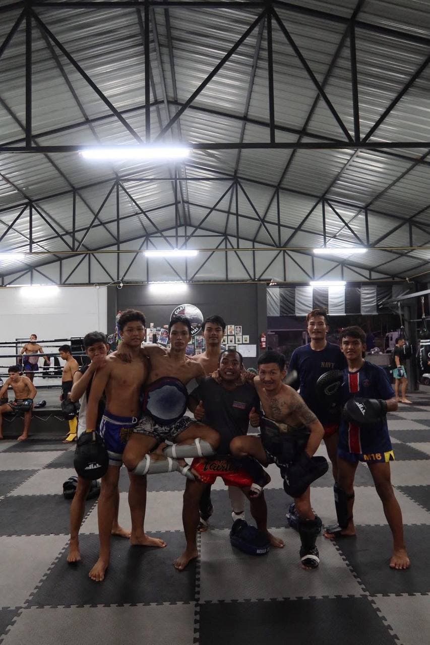 Chatpichit Muay Thai Gym Team